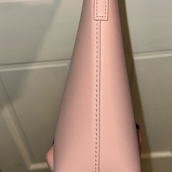 Samara Pink Leather Shoulder Bag - Picture 3 of 5